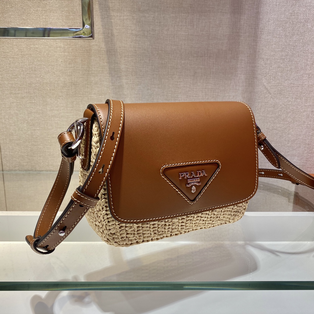 Pra*a raffia and leather shoulder bag beige cognac 1bd243 20 x 15 x 6.5 cm