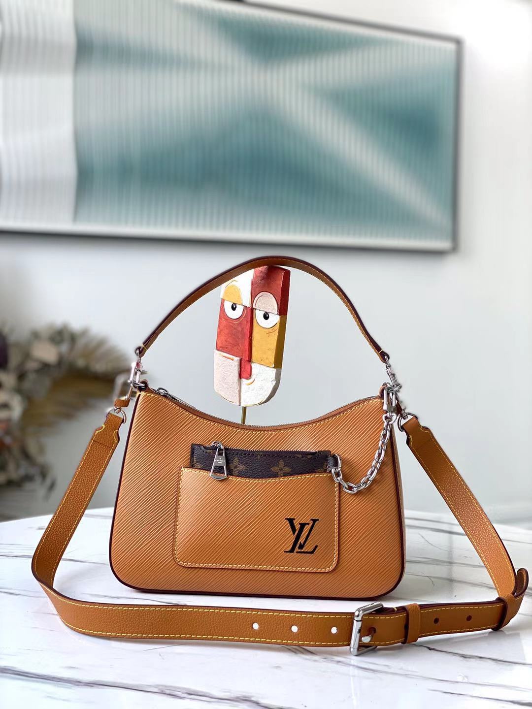 l0vis Vvtt0n marelle epi leather gold miel m80794 25 x 15 x 8 cm