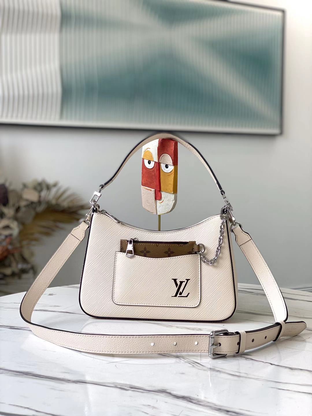 l0vis Vvtt0n marelle epi leather quartz m80688 25 x 15 x 8 cm