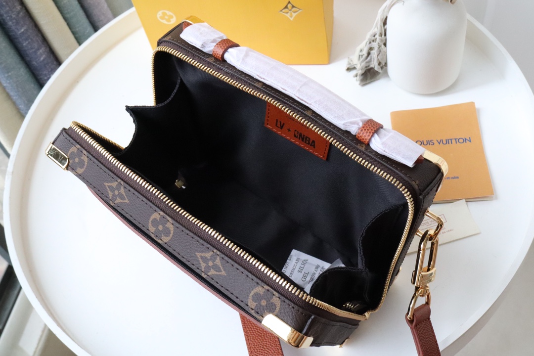 l0vis Vvtt0n lvxnba handle trunk bag brown m45785 21.5 x 15 x 7 cm