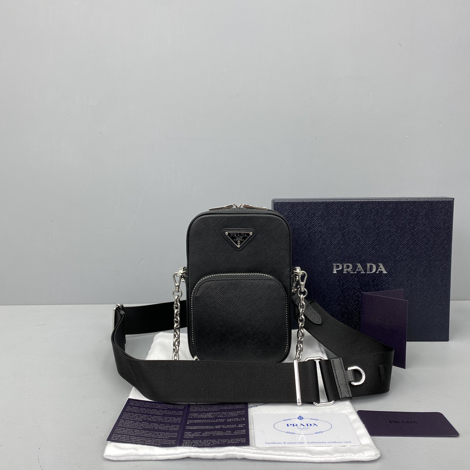 Pra*a saffiano leather mini bag black 1bh183 12 x 6.5 x 18 cm