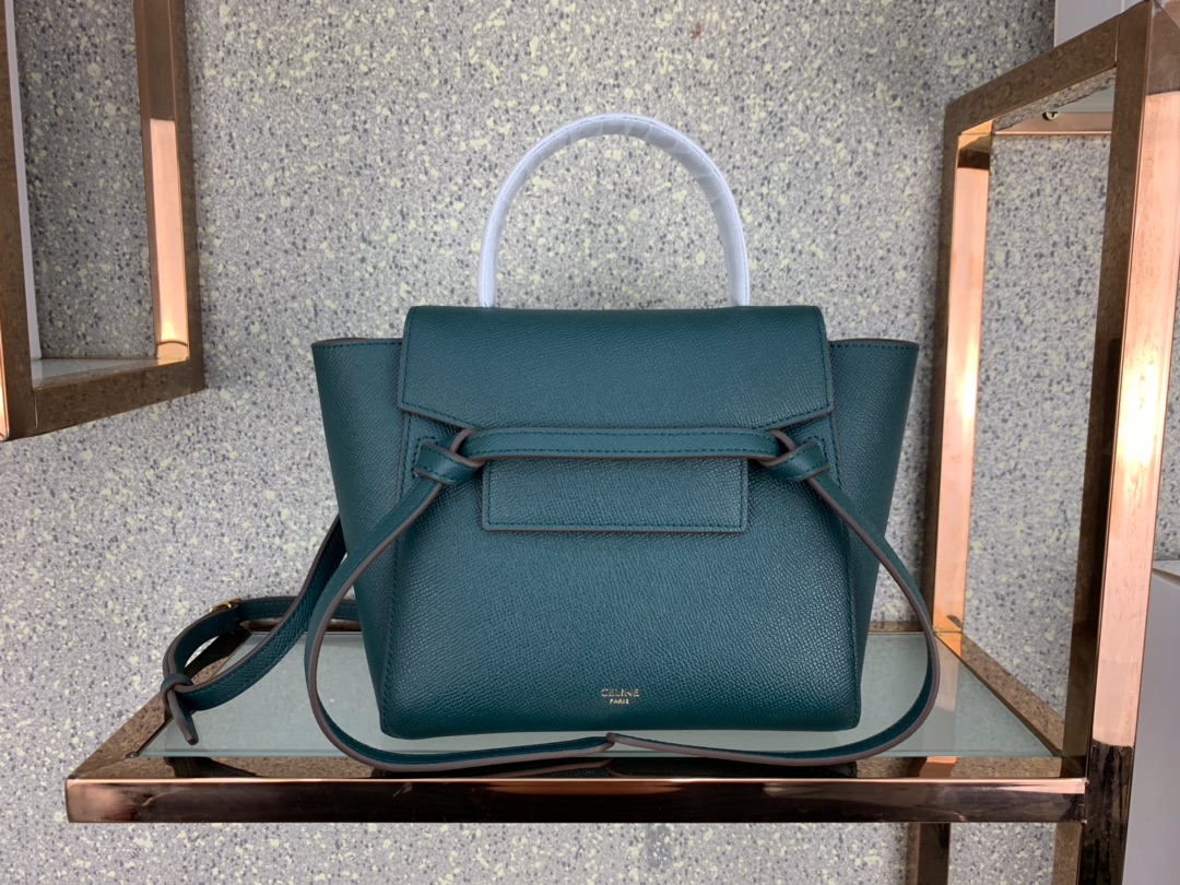 Ce1i*e nano belt bag in grained calfskin amazon 189003 20 x 20 x 10 cm