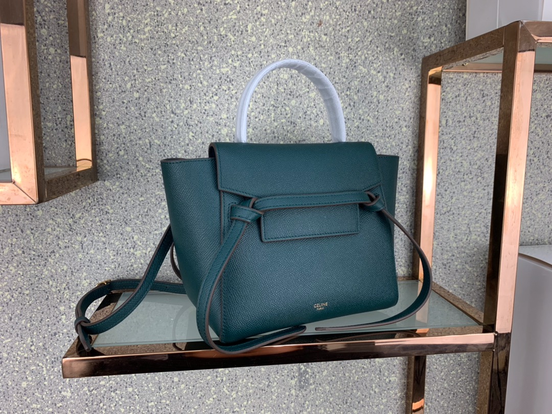 Ce1i*e nano belt bag in grained calfskin amazon 189003 20 x 20 x 10 cm