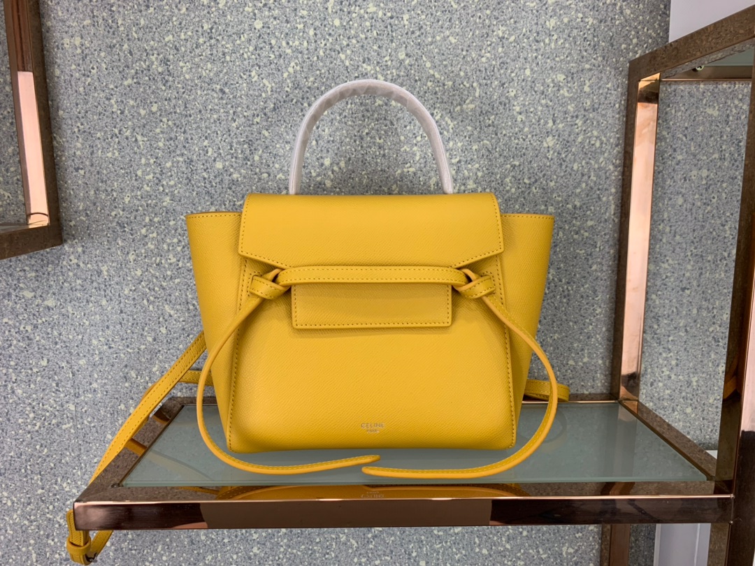 Ce1i*e nano belt bag in grained calfskin calendula 189003 20 x 20 x 10 cm