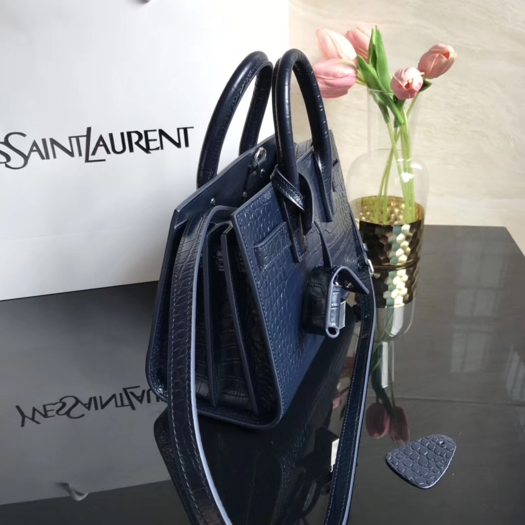 Y51 classic sac de jour nano in embossed crocodile shiny leather navy 392035 22 x 18 x 11 cm