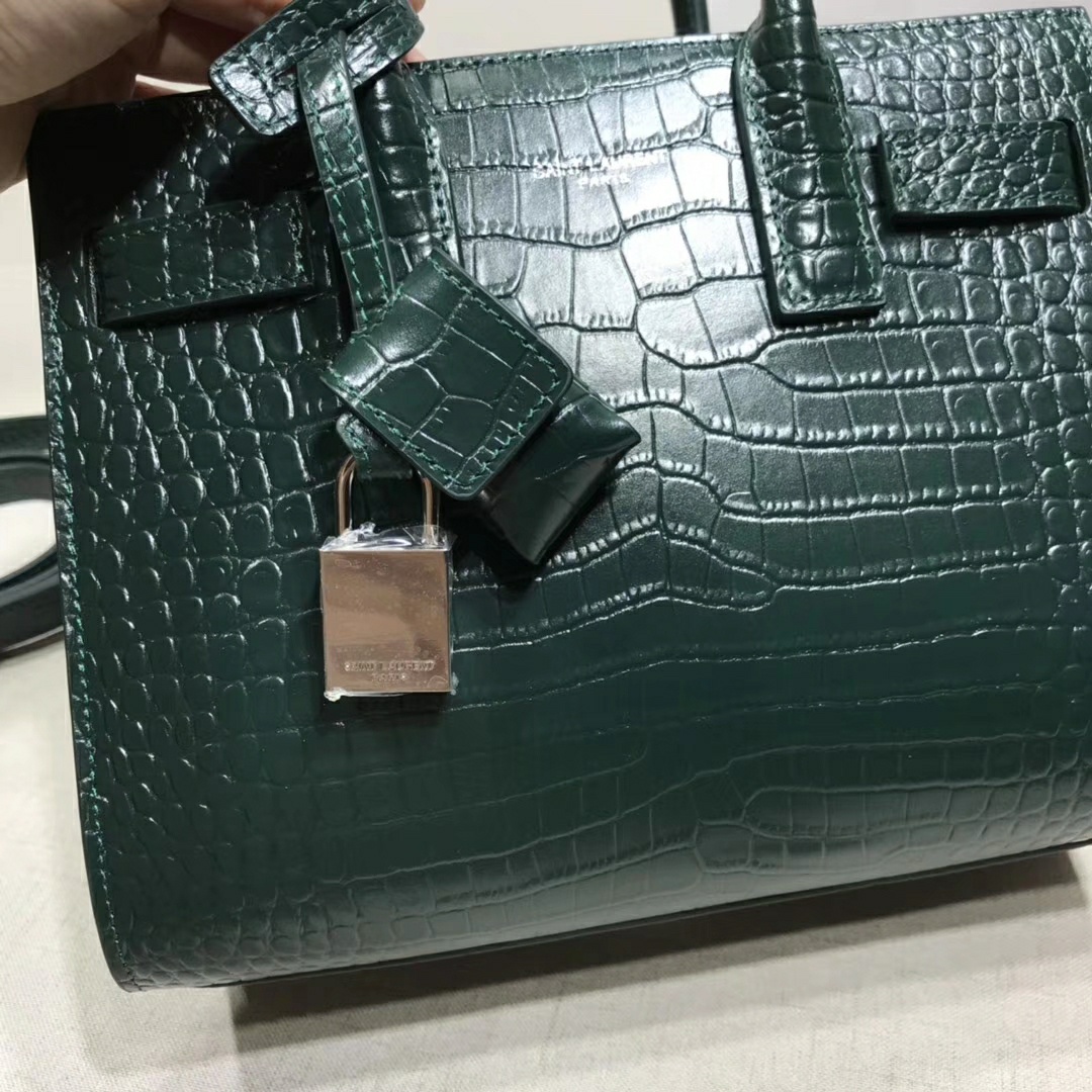 Y51 classic sac de jour nano in embossed crocodile shiny leather forest 392035 22 x 18 x 11 cm