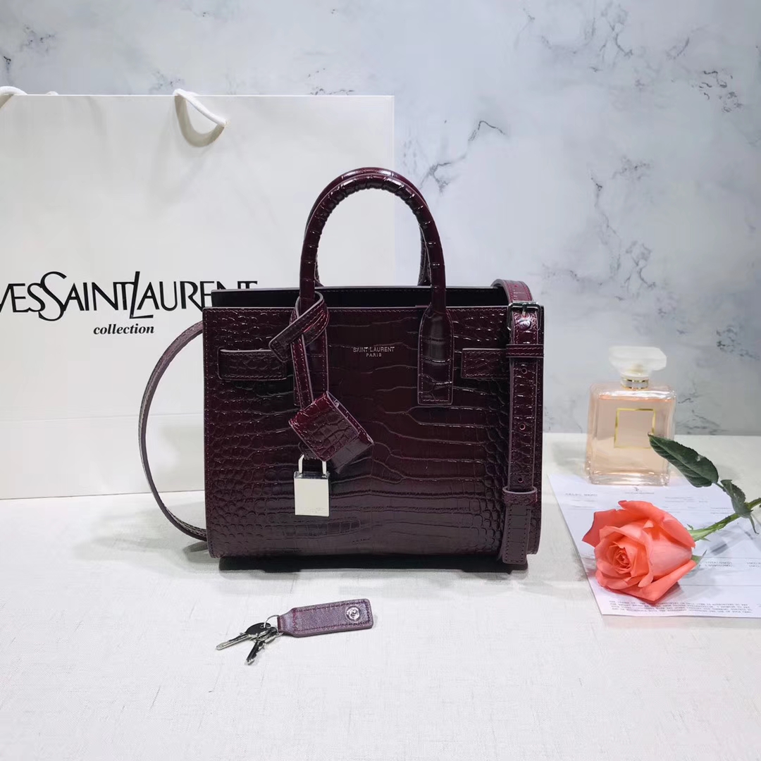 Y51 classic sac de jour nano in embossed crocodile shiny leather wine 392035 22 x 18 x 11 cm
