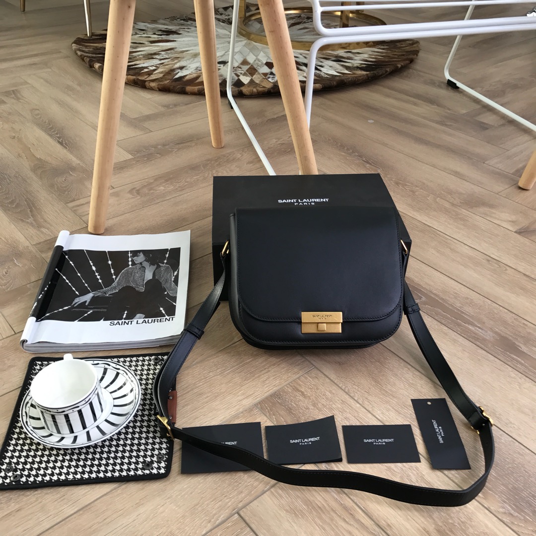 Y51 betty satchel in smooth leather black 25 x 21 x 8 cm
