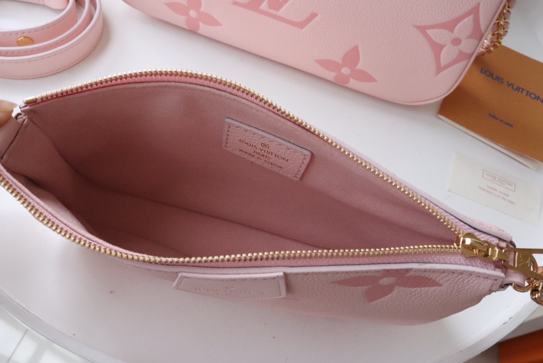 l0vis Vvtt0n multi pochette accessoires monogram empreinte leather pink m80448 24 x 13.5 x 4 cm