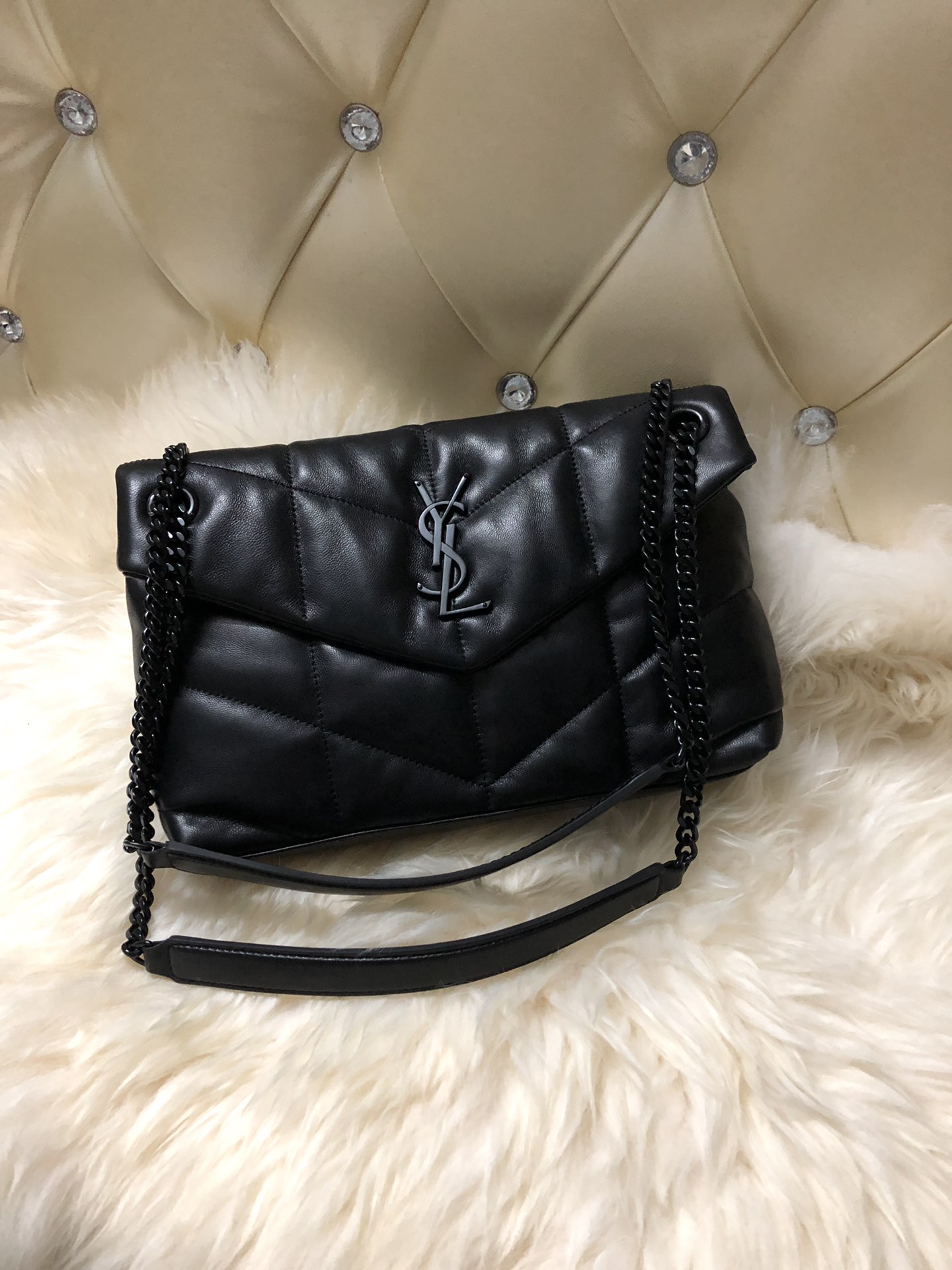 Y51 puffer small bag in quilted lambskin black chain 5774761 29 x 17 x 11 cm