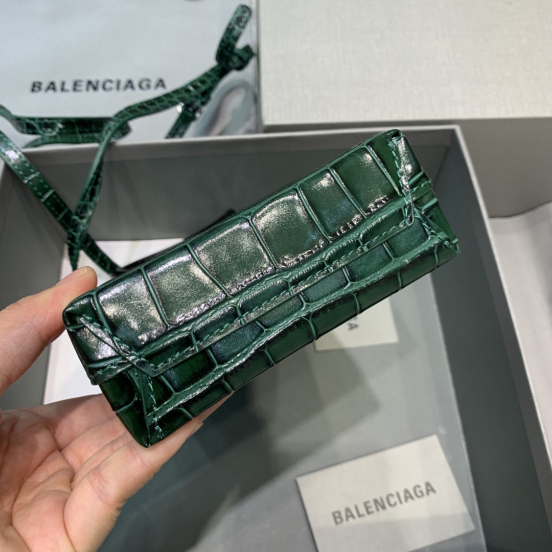Ba1en*iaga shopping phone holder croc-effect leather bag in green 12 x 4.5 x 18 cm
