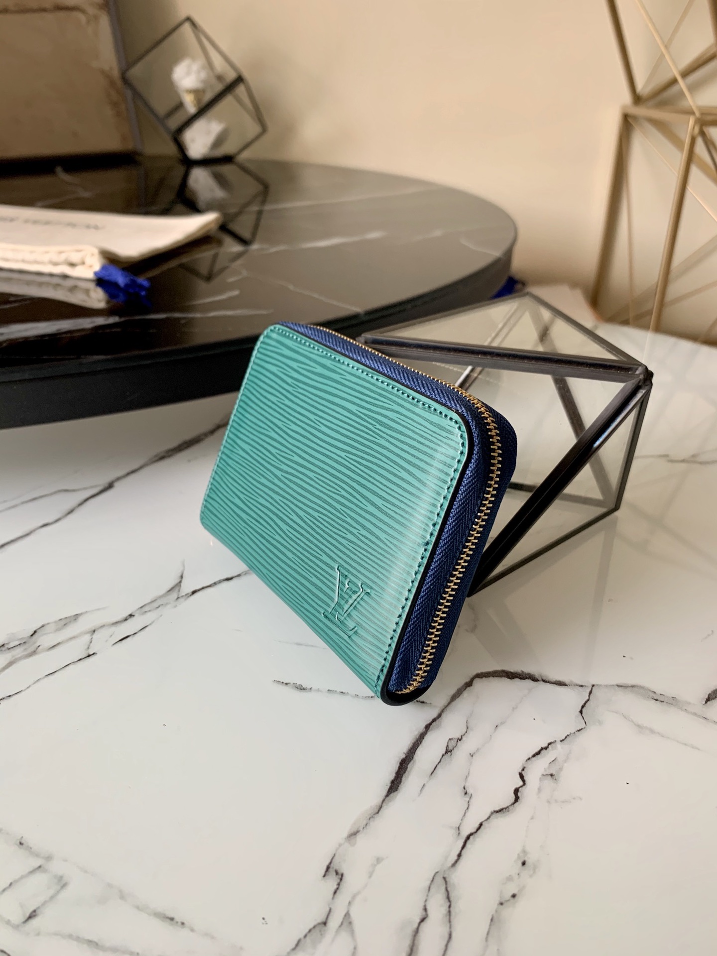 l0vis Vvtt0n zippy coin purse epi leather green m68759 11 x 8.5 x 2 cm