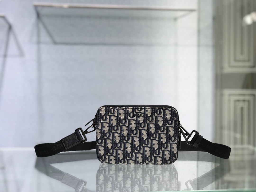 D10r pouch with shoulder strap beige and black D10r oblique jacquard 2obbc119yse 17 x 12.5 cm