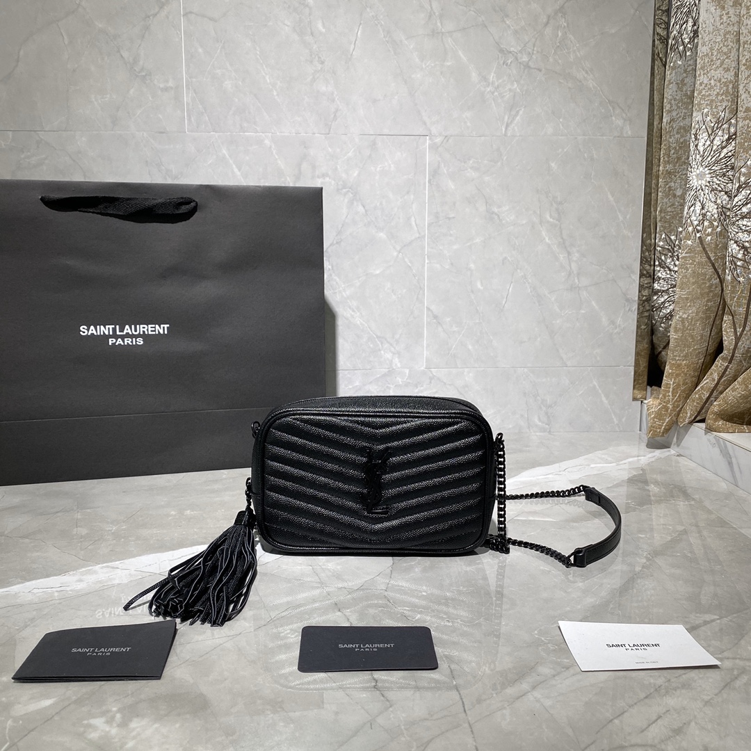 Y51 lou mini bag in quilted grain de poudre embossed leather black 6125791 18 × 10 × 5 cm