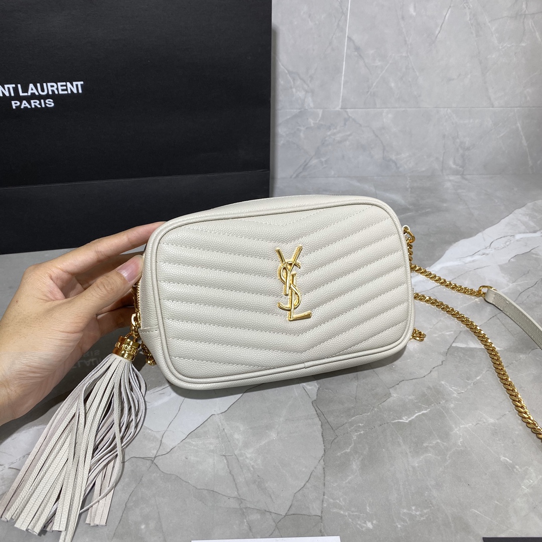 Y51 lou mini bag in quilted grain de poudre embossed leather white 6125791 18 × 10 × 5 cm