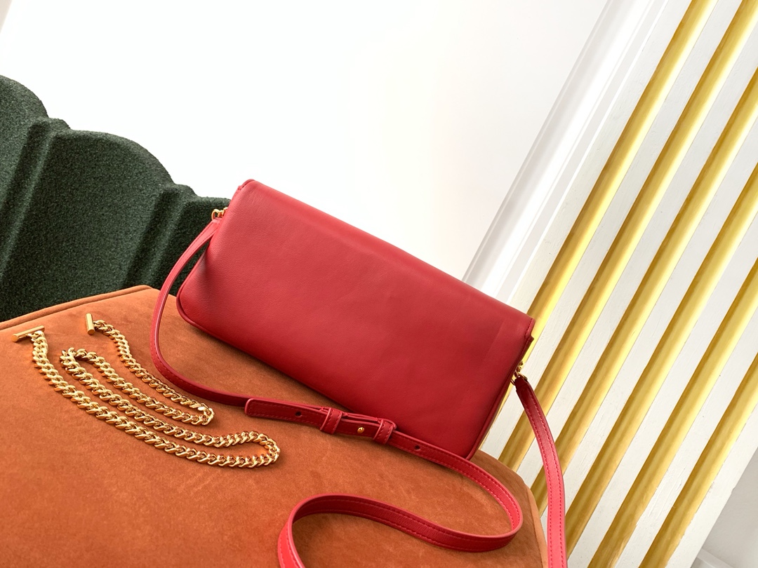 Y51 kate 99 with tassel in lambskin red 6042761 26 x 13.5 x 4.5 cm