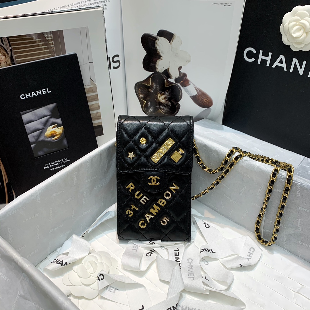 Ch**el phone holder with chain lambskin black ap2164 17 x 2.5 x 10 cm