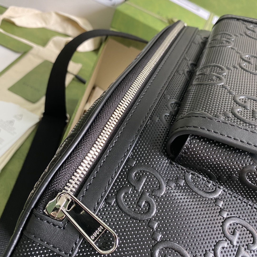 Gvc*1 gg embossed belt bag leather black 645093 28 × 18 × 8 cm
