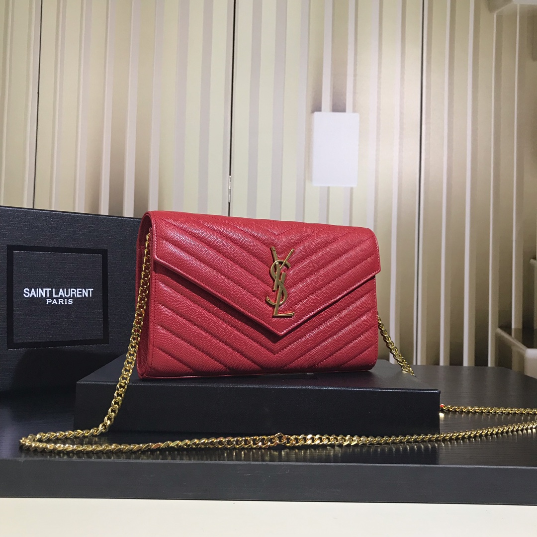 Y51 monogram chain wallet in quilted grain de poudre embossed leather rouge opyum 377828 22.5 x 14 x 4 cm