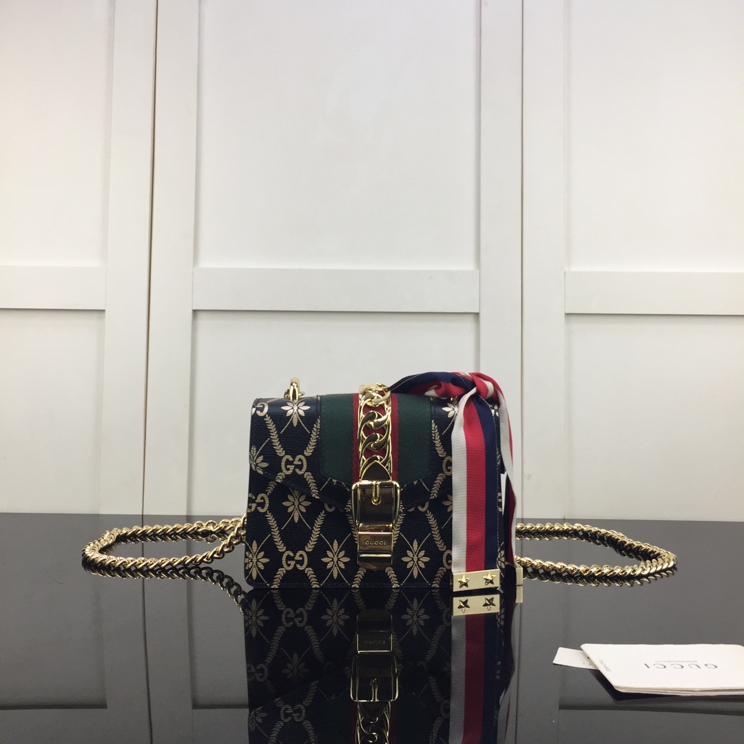 Gvc*1 mini sylvie chain bag black leather 431666 19 x 14 x 7.5 cm