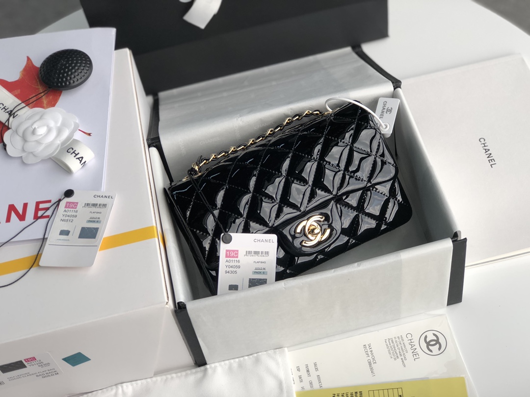 ch**el cf mini patent calfskin & G01den metal black bag 20cm