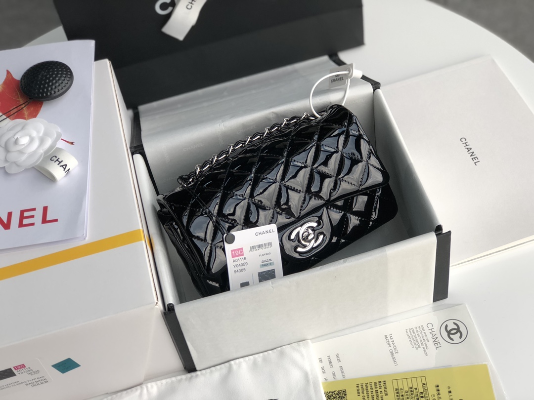 Ch**el cf mini patent calfskin & silver metal black bag 20cm