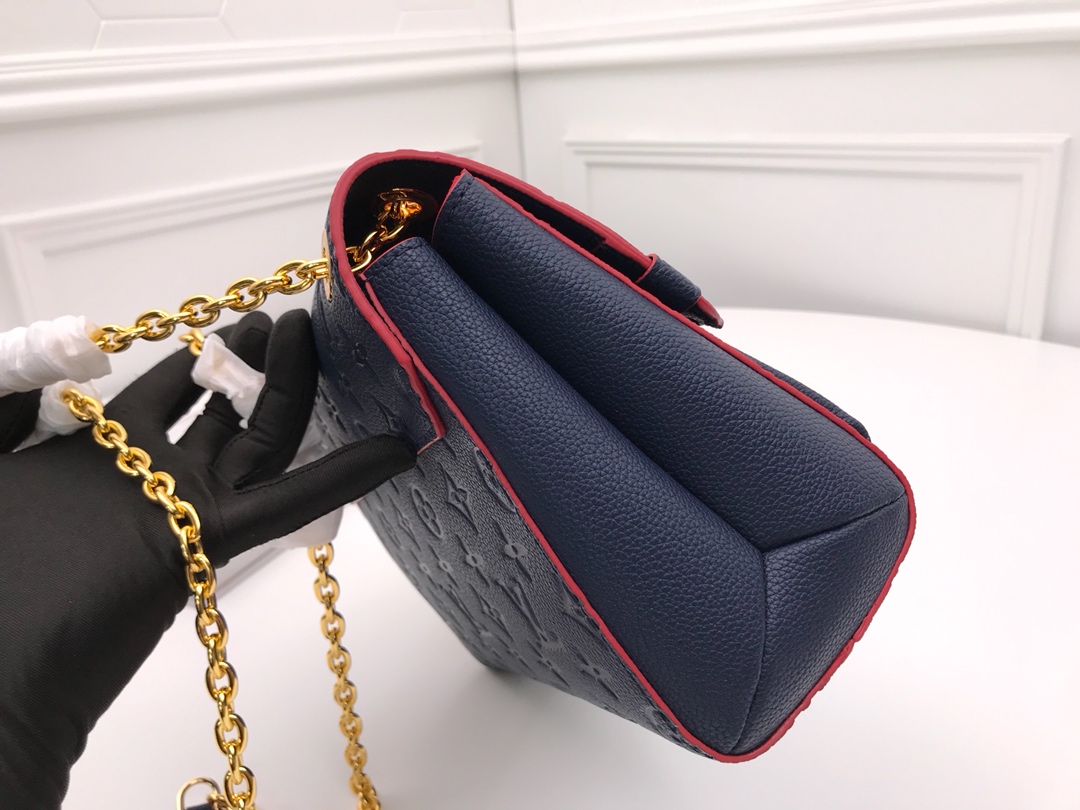 l0vis Vvtt0n vavin pm monogram empreinte leather marine rouge m52271 26 x 20 x 8 cm
