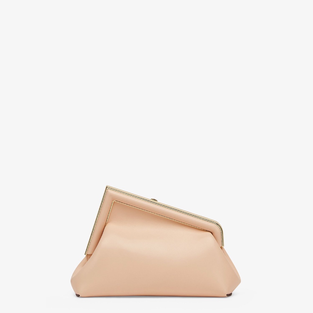 F**di first small pink leather bag 8bp129abve 26 × 18 × 9.5 cm