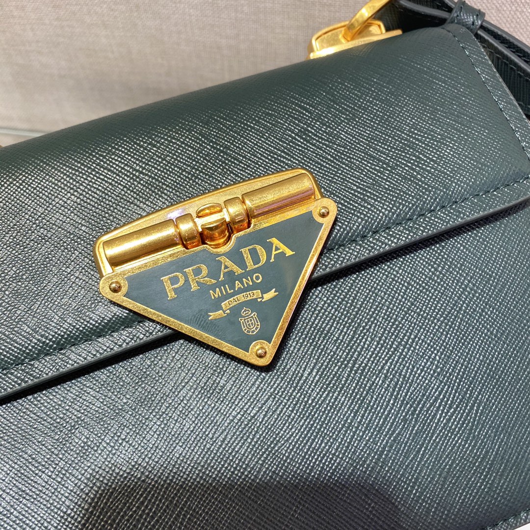 Pra*a saffiano leather symbole bag billiard green 1bd270 20 x 14 x 7 cm