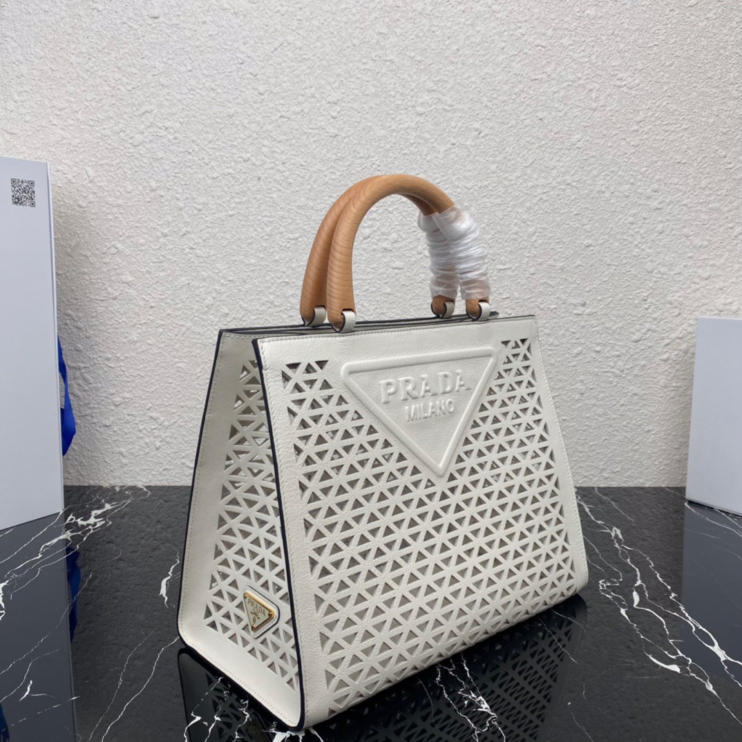 Pra*a tote bag white 24 x 37 x 16cm