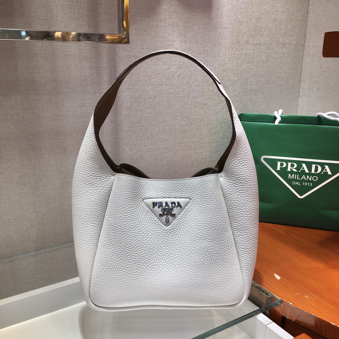 Pra*a leather handbag chalk white 1bc127 23 x 21 x 13 cm