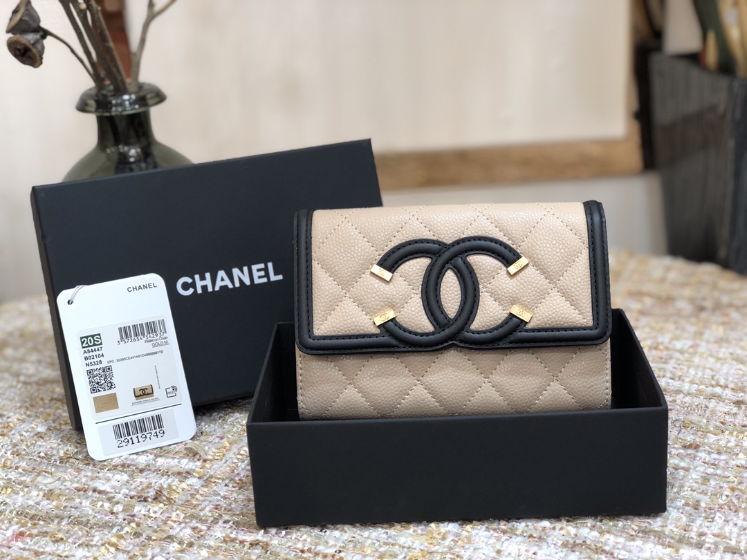 Ch**el wallet cc grain leather creme 84447 15 cm
