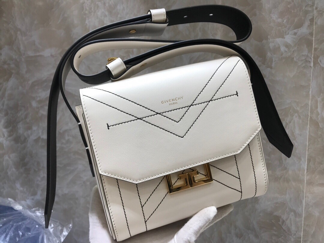 G1uenchy mini eden bag white 20 × 12.5 × 6 cm