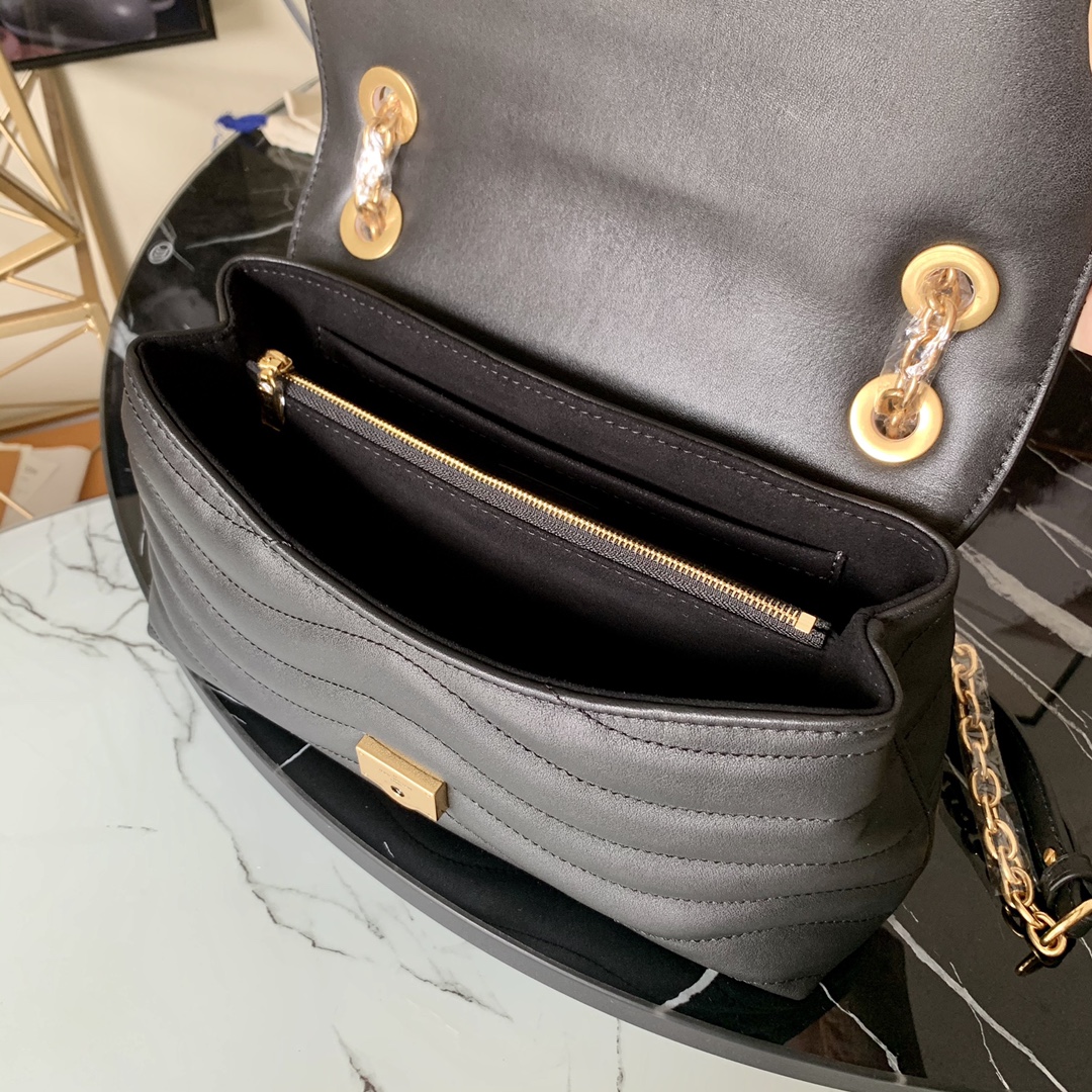 l0vis Vvtt0n new wave chain bag smooth cowhide leather black m58552 24 x 14 x 9 cm
