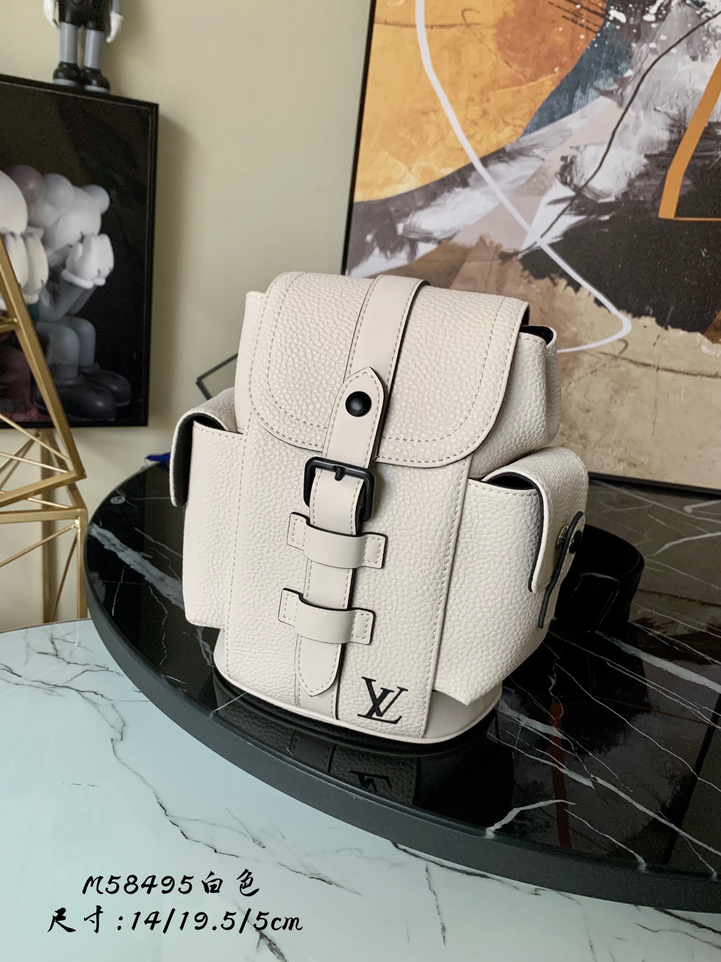 l0vis Vvtt0n christopher xs taurillon leather blanc m58493 14 x 19.5 x 5 cm