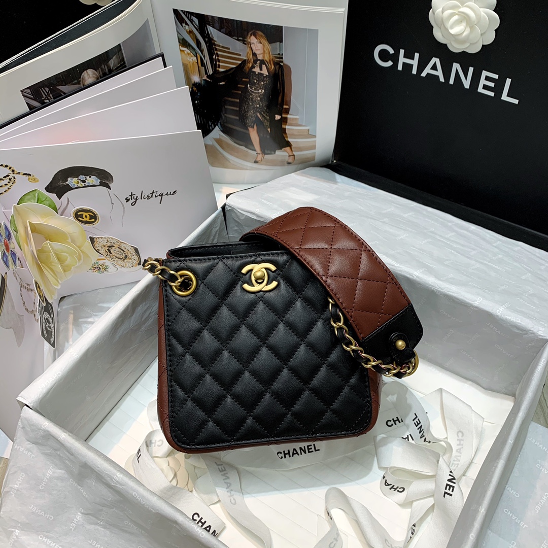 Ch**el strap into bucket bag black and burgundy as2230 15.5 x 15 x 12.5 cm