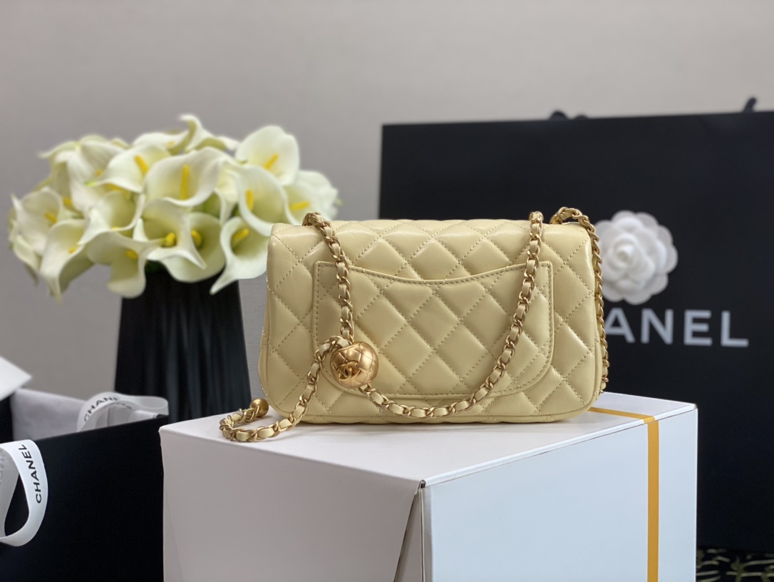 Ch**el charm strap flap bag lambskin sunshine as1787 17 x 20 cm