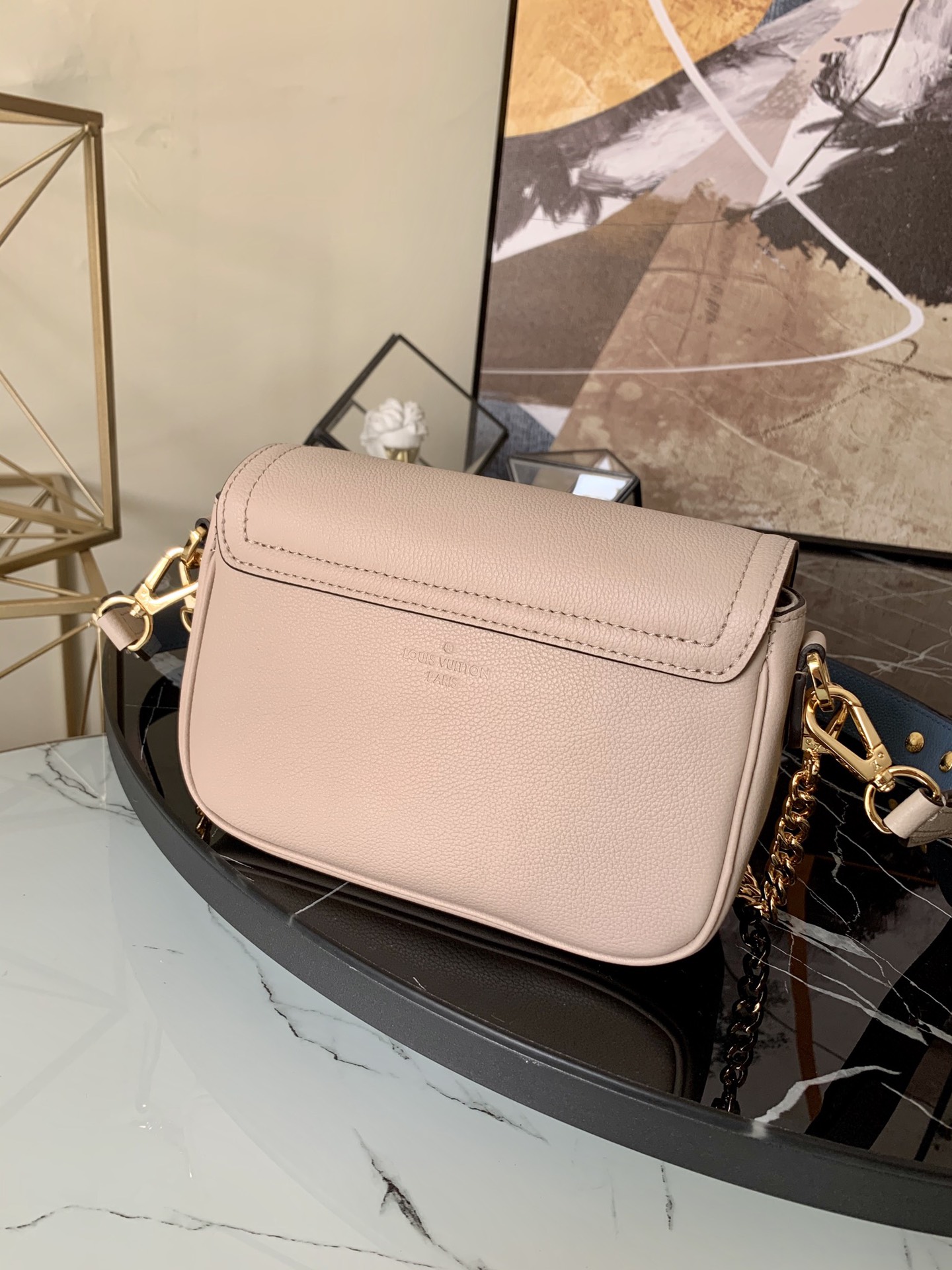 l0vis Vvtt0n lockme tender leather greige m58554 19 x 13 x 8 cm