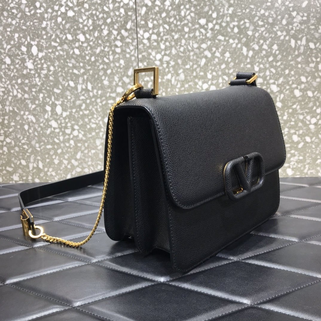 Va1e*ntin0 vsling grainy calfskin shoulder bag black vw2b0f00 22 x 11 x 17 cm