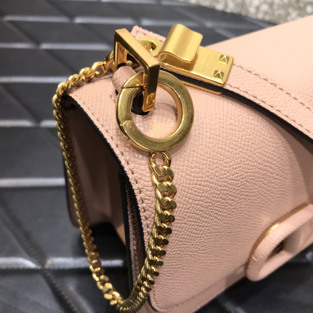 Va1e*ntin0 small vsling grainy calfskin shoulder bag pink vw2b0f01 18 x 18 x 9 cm