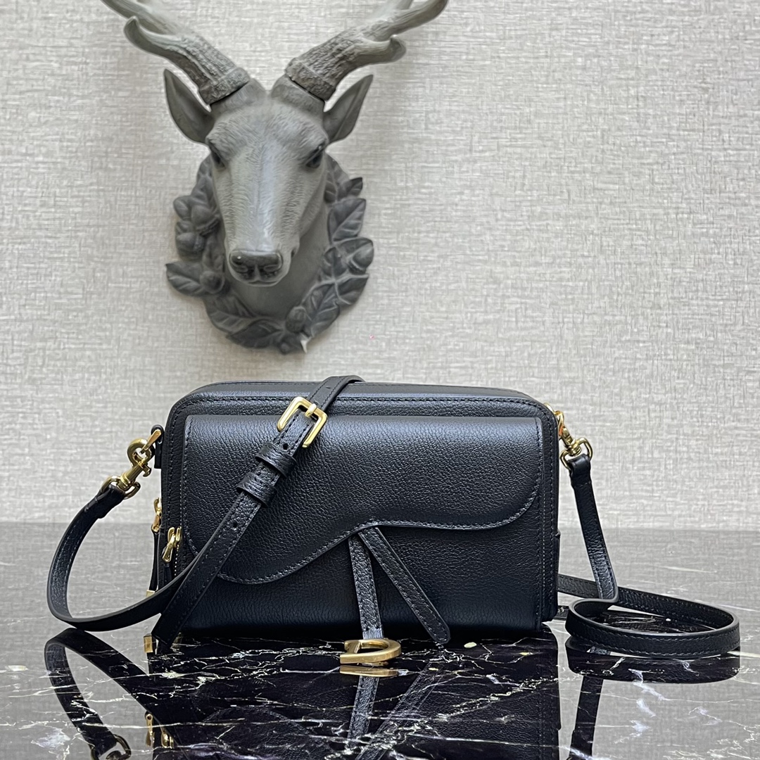 D10r saddle double pouch goatskin black s5668cceh 19 x 10.5 x 5 cm