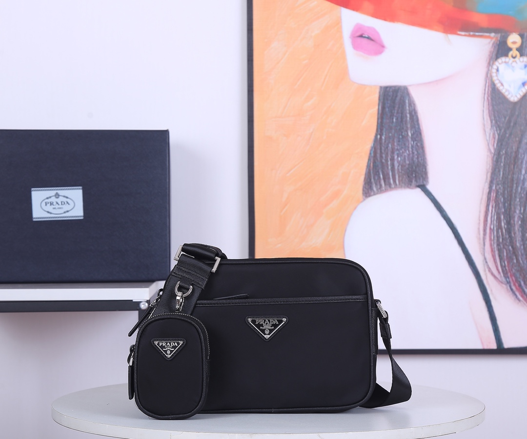 Pra*a nylon and saffiano leather bag with strap black 2vh048 23 x 16 x 7 cm