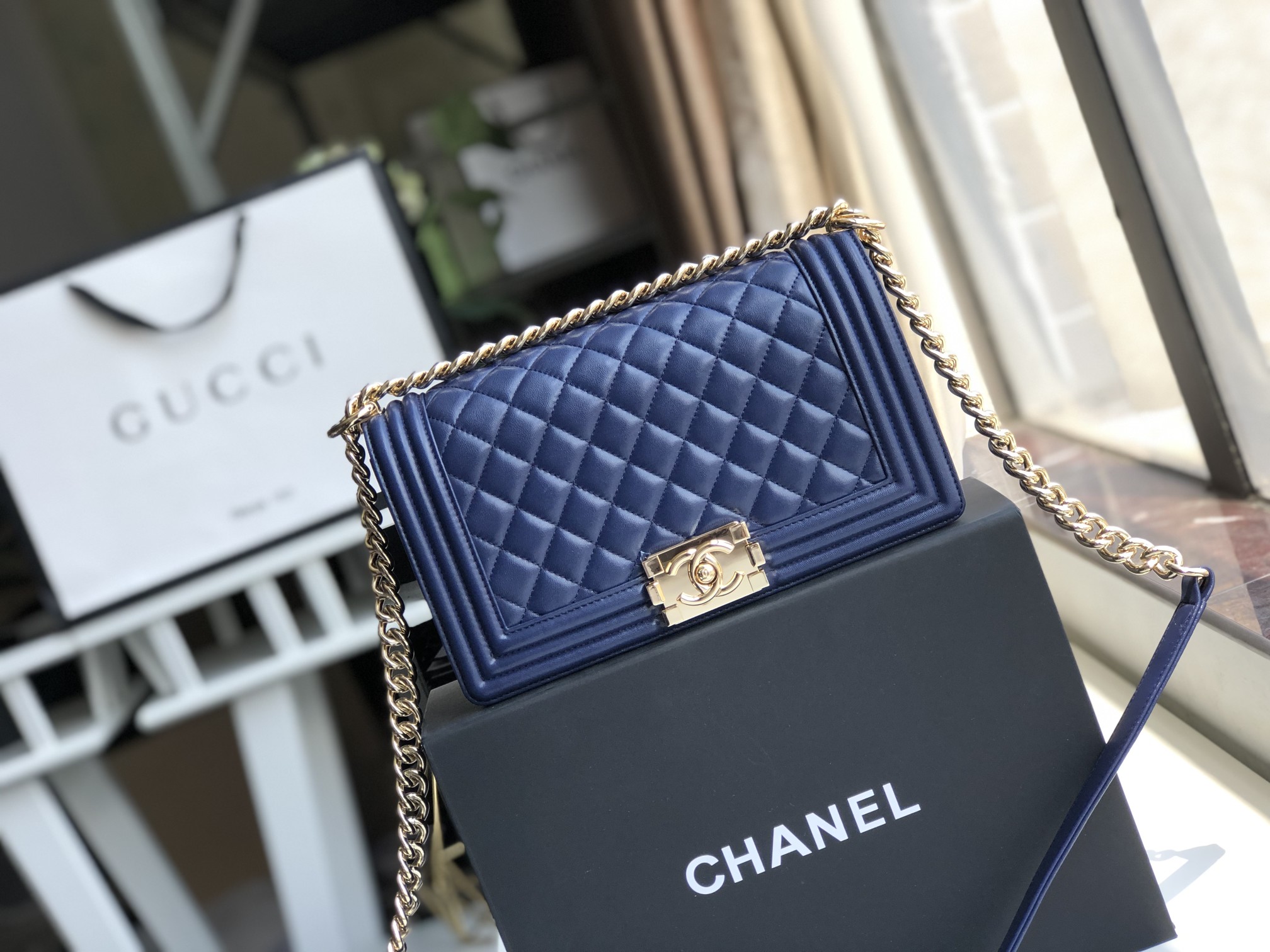 Ch**el medium old classic boy bag lambskin navy blue a67086 25 cm