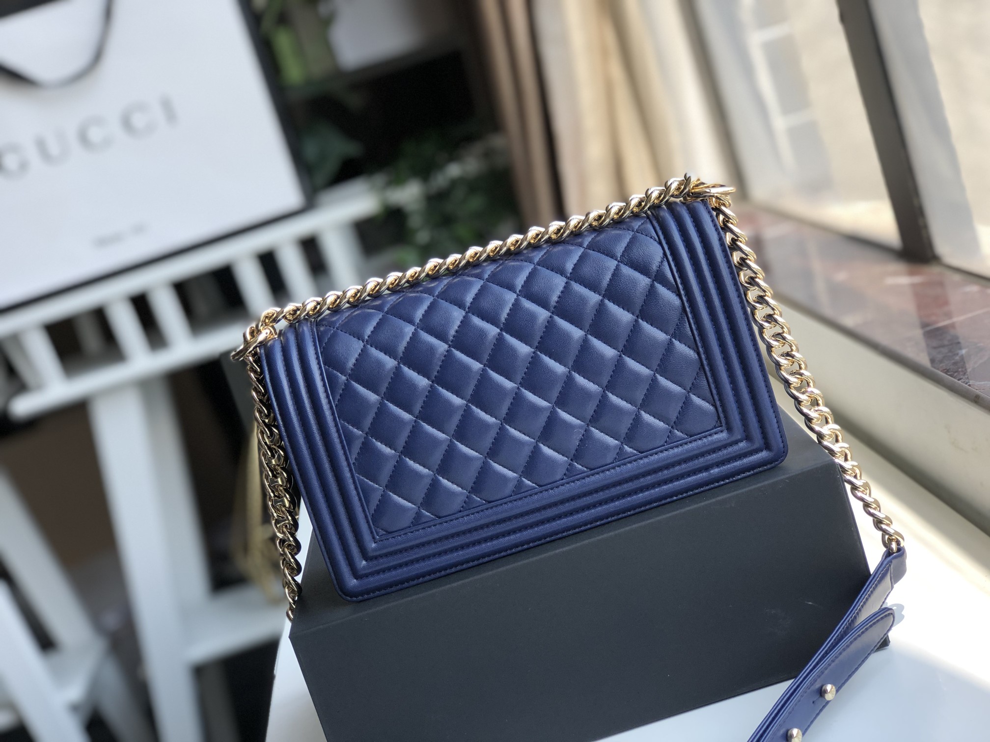 Ch**el medium old classic boy bag lambskin navy blue a67086 25 cm