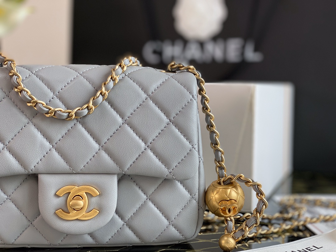Ch**el small charm strap flap bag lambskin grey as1786 13 x 18 x 7 cm