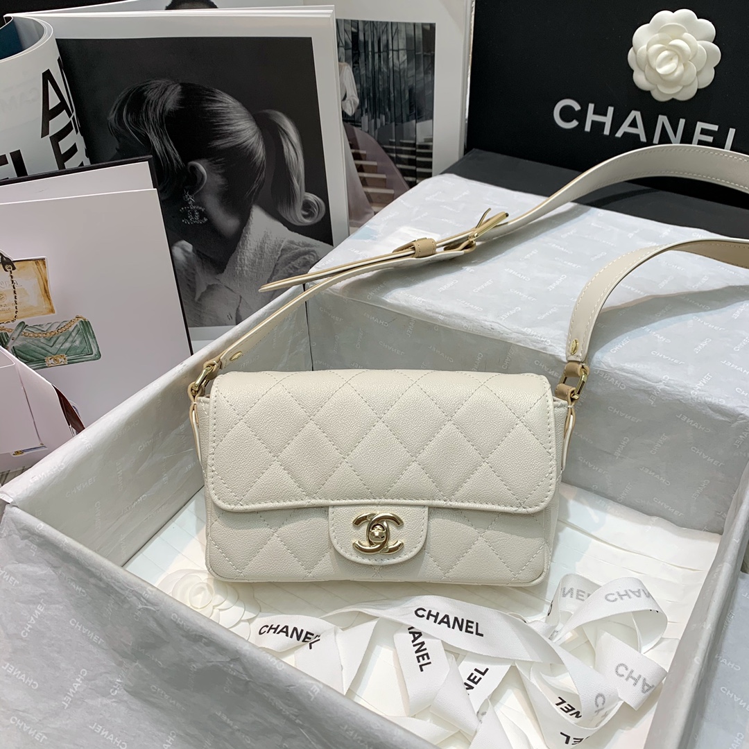 Ch**el calfskin flap bag white as2273 20cm