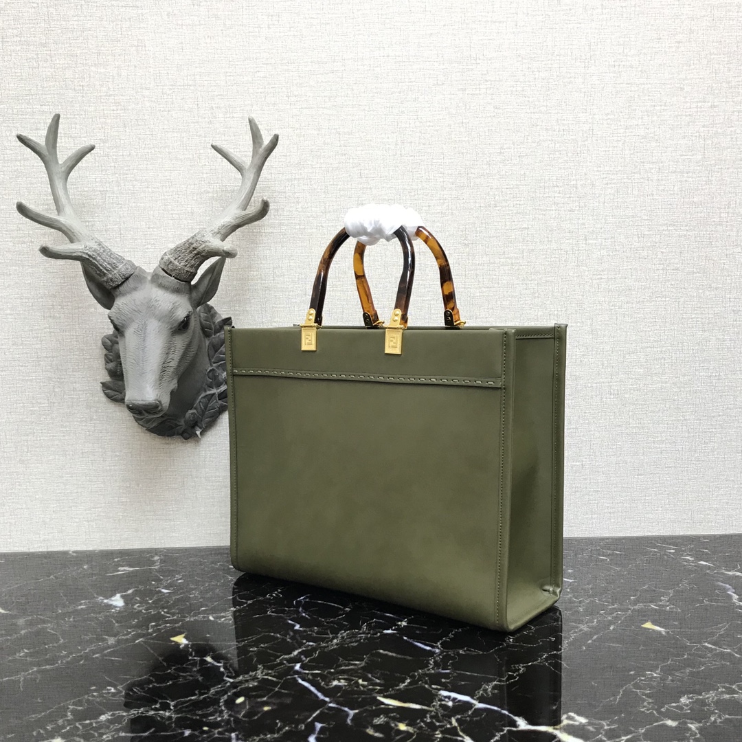 F**di medium sunshine leather shopper green 8bh386 36 x 17 x 31 cm