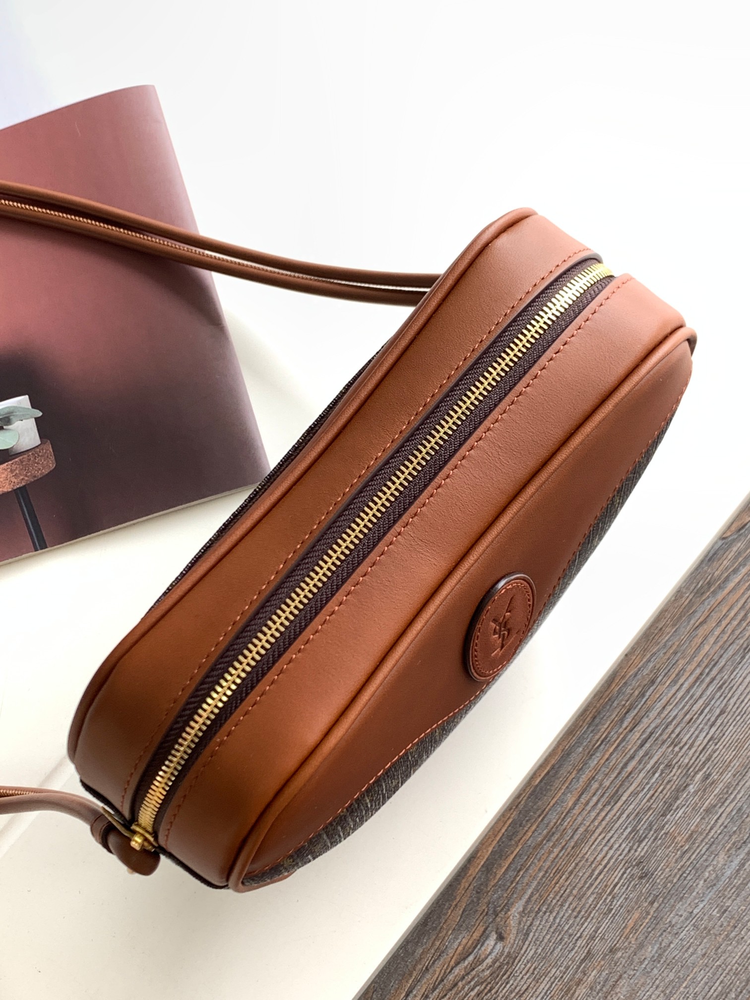 Y51 le monogramme cŒur bag in canvas and smooth leather chestnut 6752602 20 x 17 x 6 cm