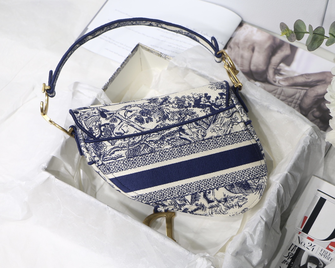 D10r saddle bag blue toile de jouy embroidery m0446 25.5 x 20 x 6.5 cm