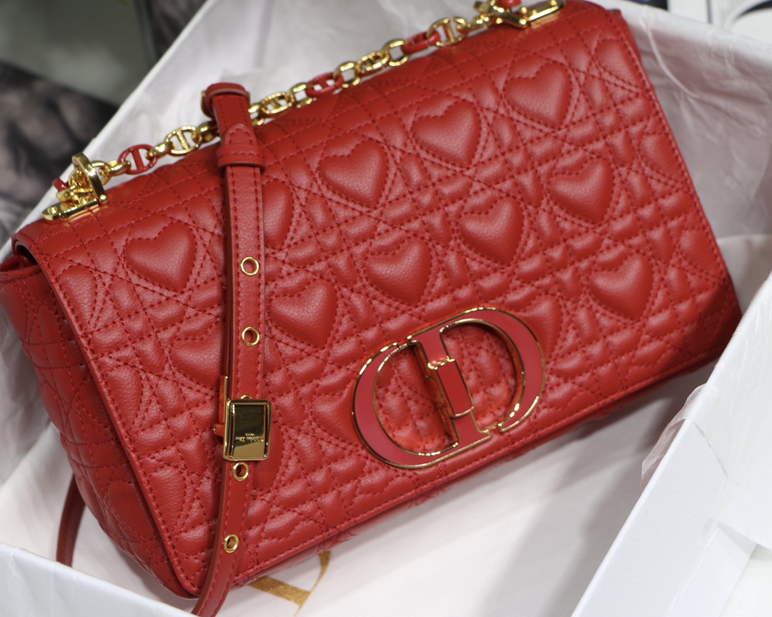 D10r medium D10ramour caro bag cannage calfskin with heart motif red m9242 25.5 x 15.5 x 8 cm